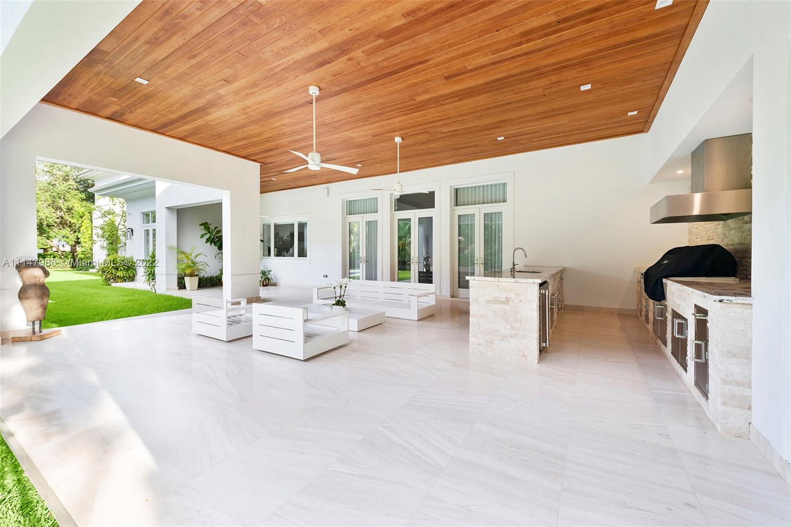 RIDGELINE ESTATES - Residential