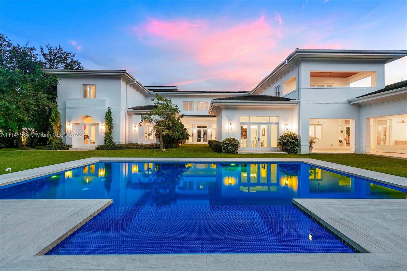 RIDGELINE ESTATES - Residential