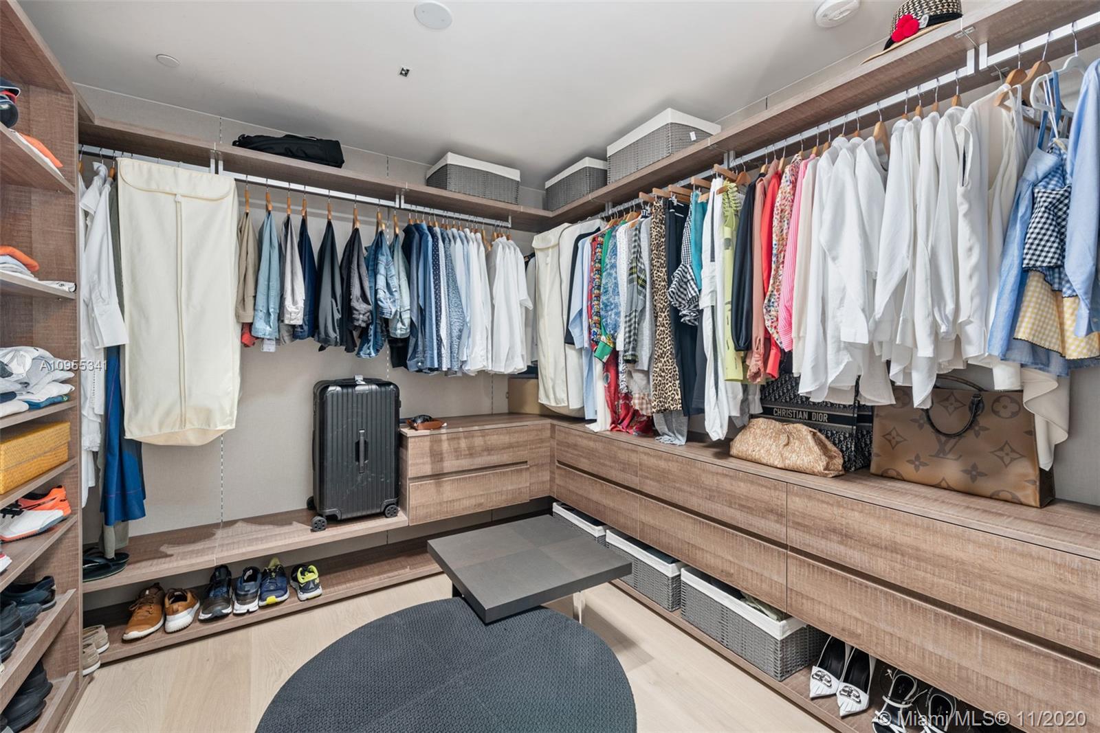 OCEANA KEY BISCAYNE CONDO - Residential