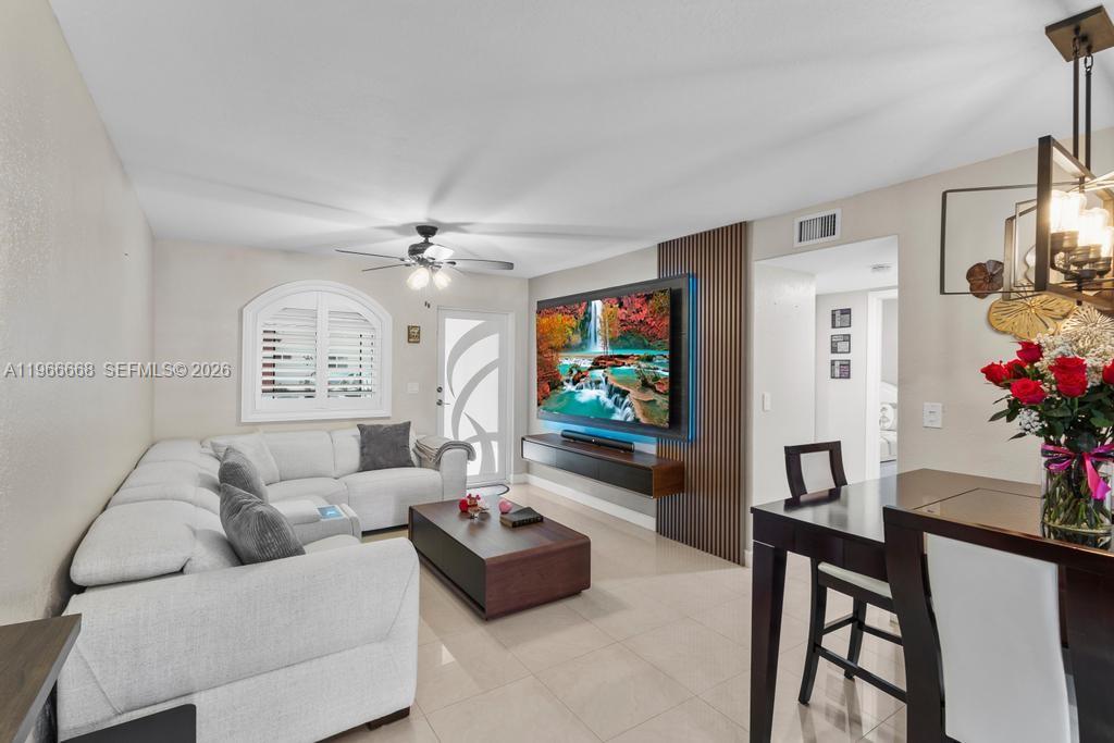 GARDEN VILLAS CONDO II - Residential