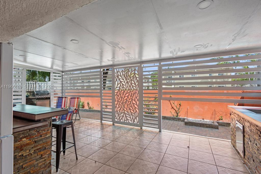 GARDEN VILLAS CONDO II - Residential