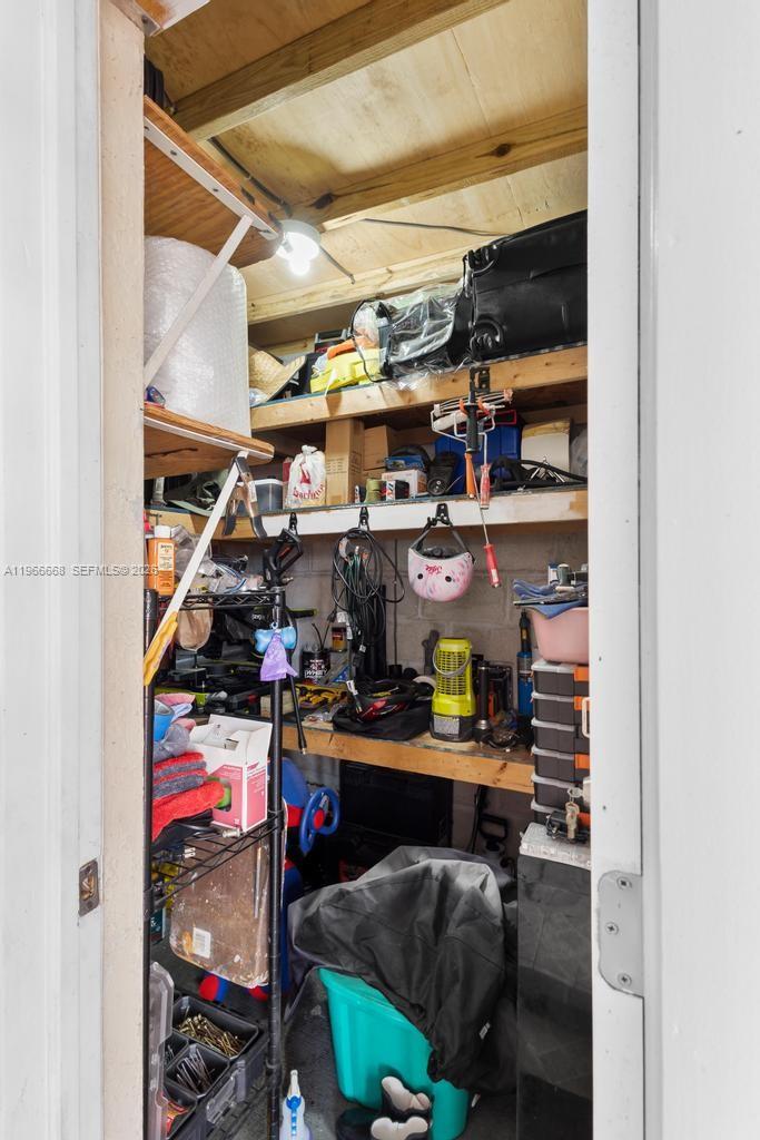 GARDEN VILLAS CONDO II - Residential