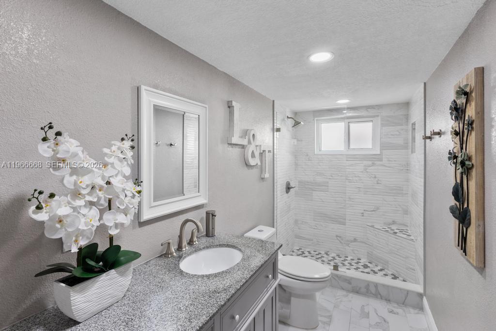 GARDEN VILLAS CONDO II - Residential