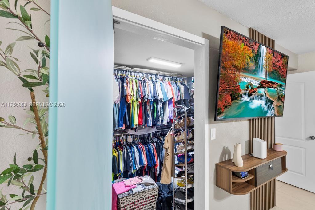 GARDEN VILLAS CONDO II - Residential