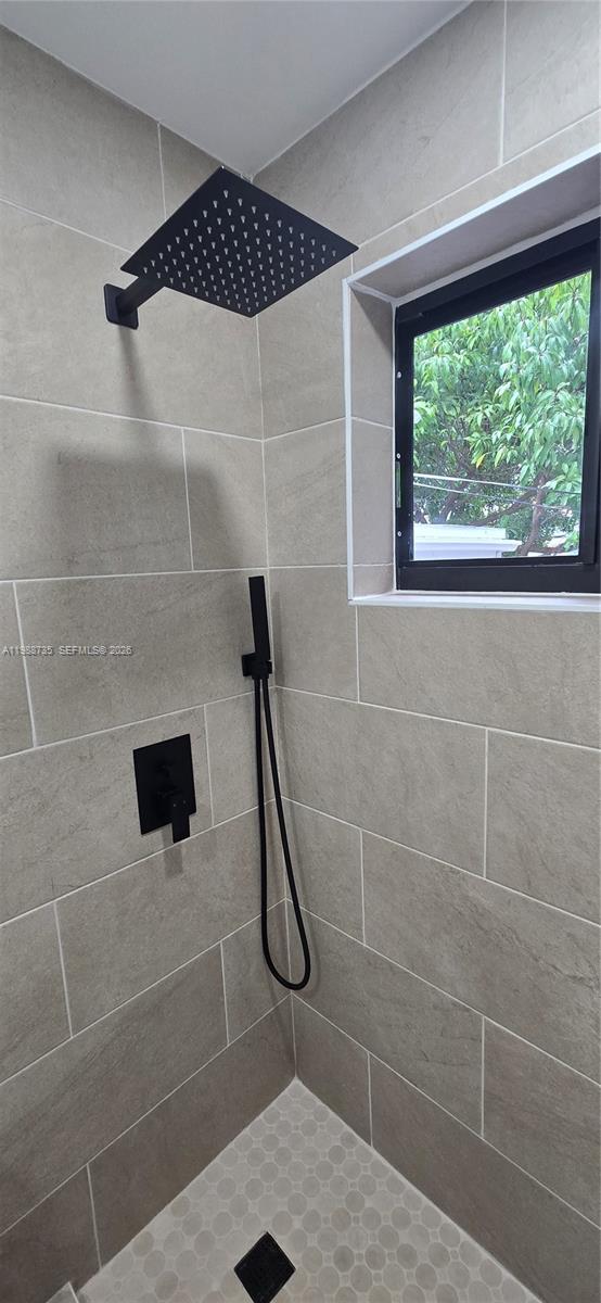 BROADVIEW PARK SEC 2 AMEN - Residential