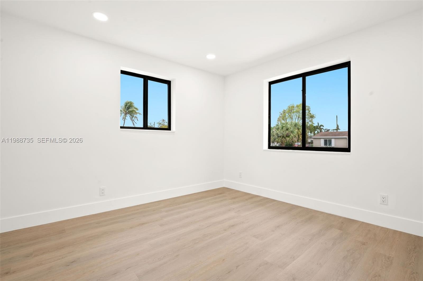 BROADVIEW PARK SEC 2 AMEN - Residential