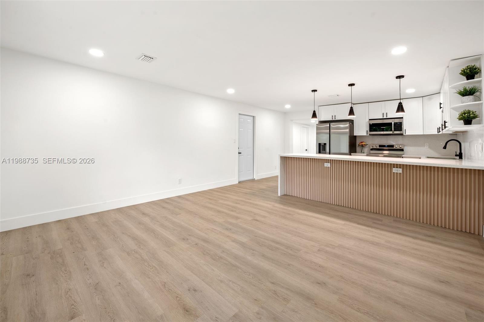 BROADVIEW PARK SEC 2 AMEN - Residential