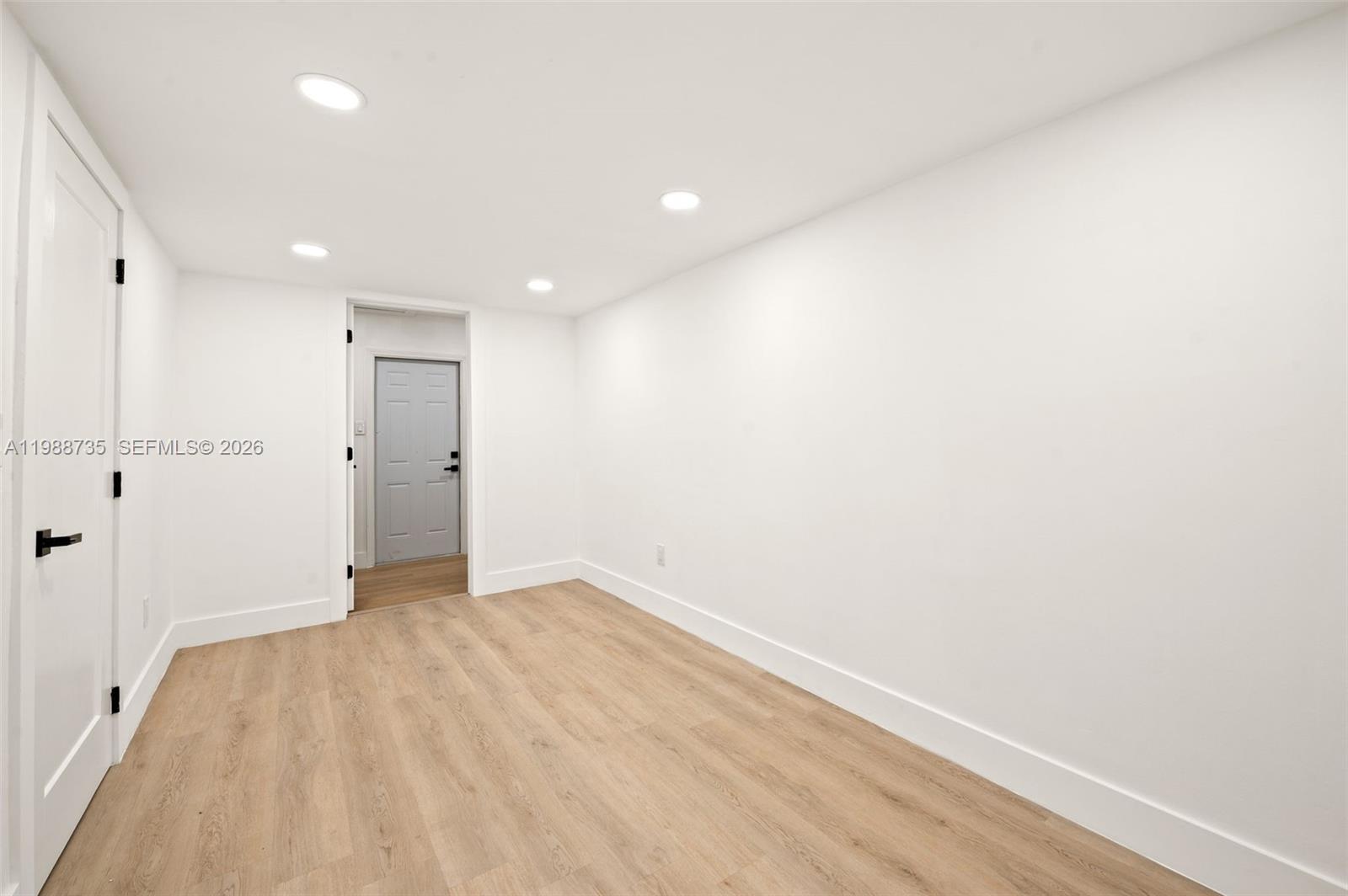 BROADVIEW PARK SEC 2 AMEN - Residential