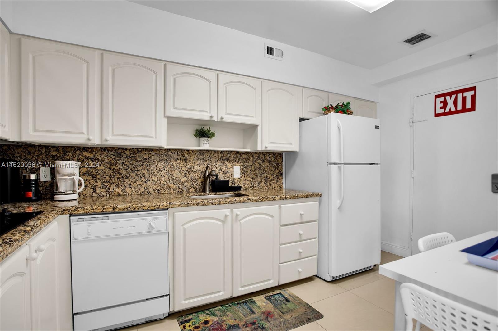 TIDES ON HOLLYWOOD BEACH - Residential