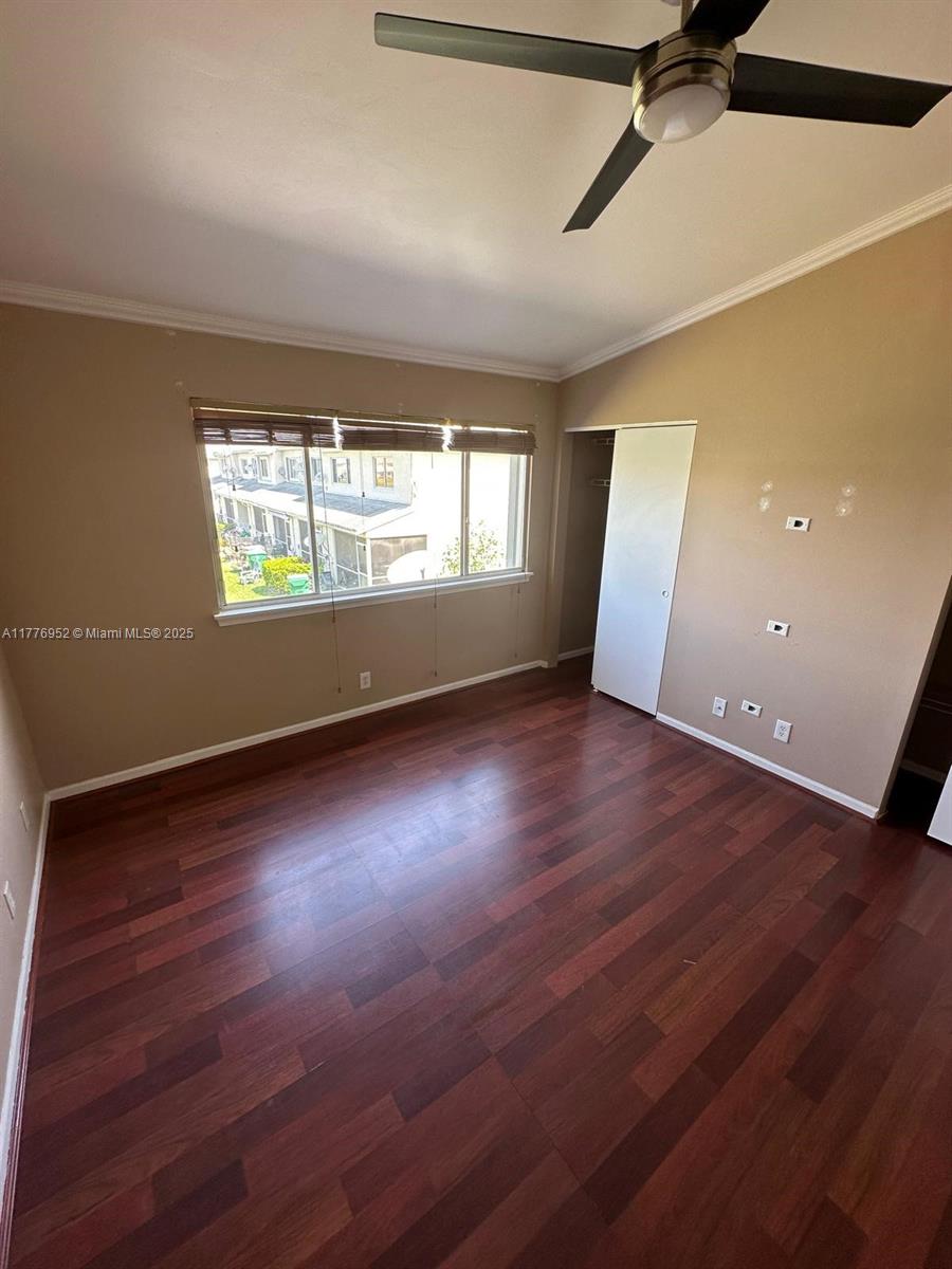 BANYAN OAKRIDGE COMMERCIAL - Residential