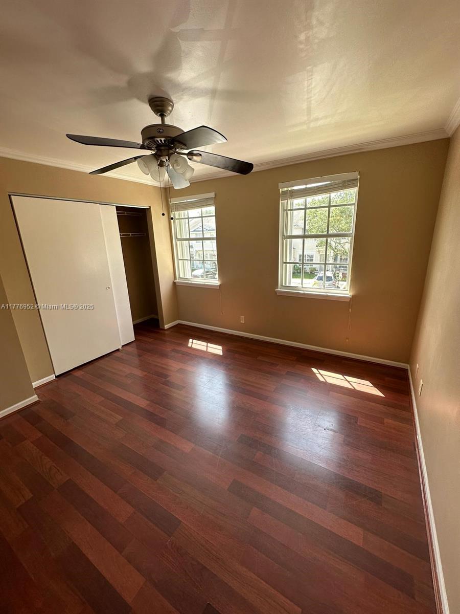 BANYAN OAKRIDGE COMMERCIAL - Residential