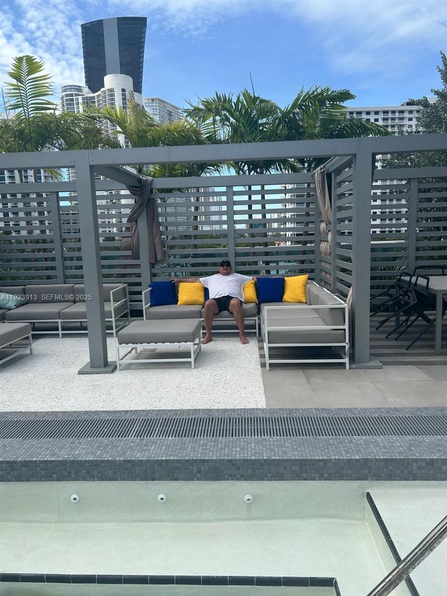 AURORA - Residential