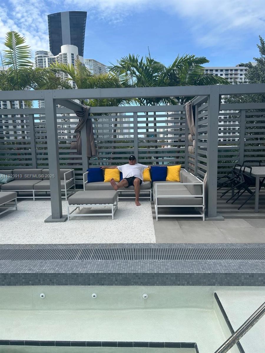 AURORA - Residential