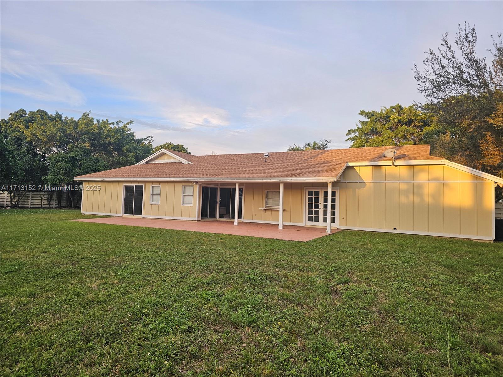 COUNTRY WALK SEC 3 - Residential