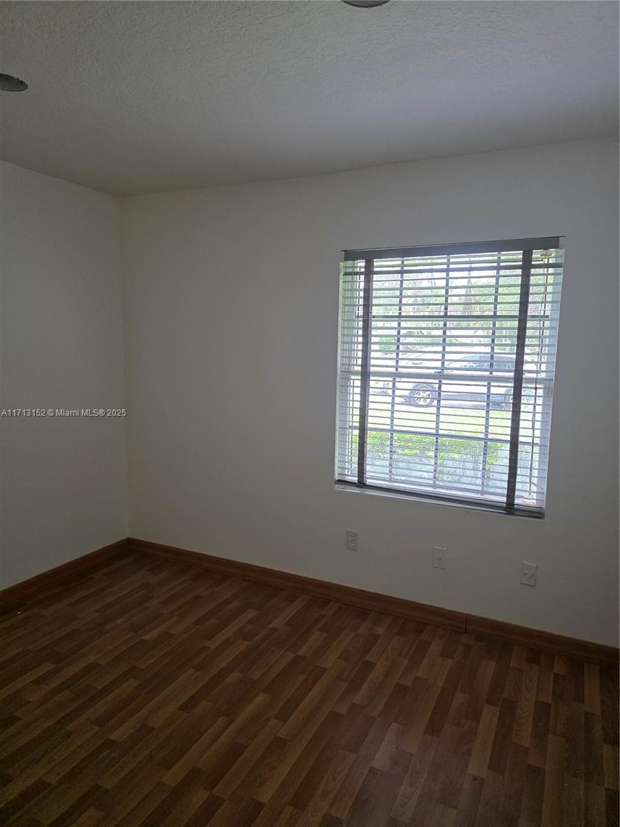 COUNTRY WALK SEC 3 - Residential