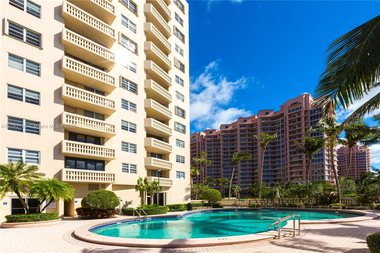 Rental Property at 90 Edgewater Dr 611, Coral Gables, Broward County, Florida - Bedrooms: 1 
Bathrooms: 2  - $2,448 MO.