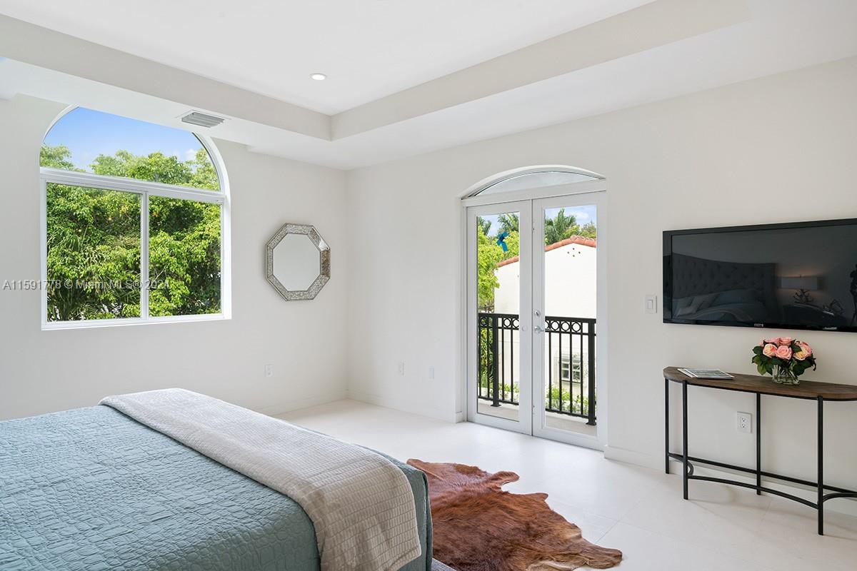 LA GORCE GOLF SUB - Residential