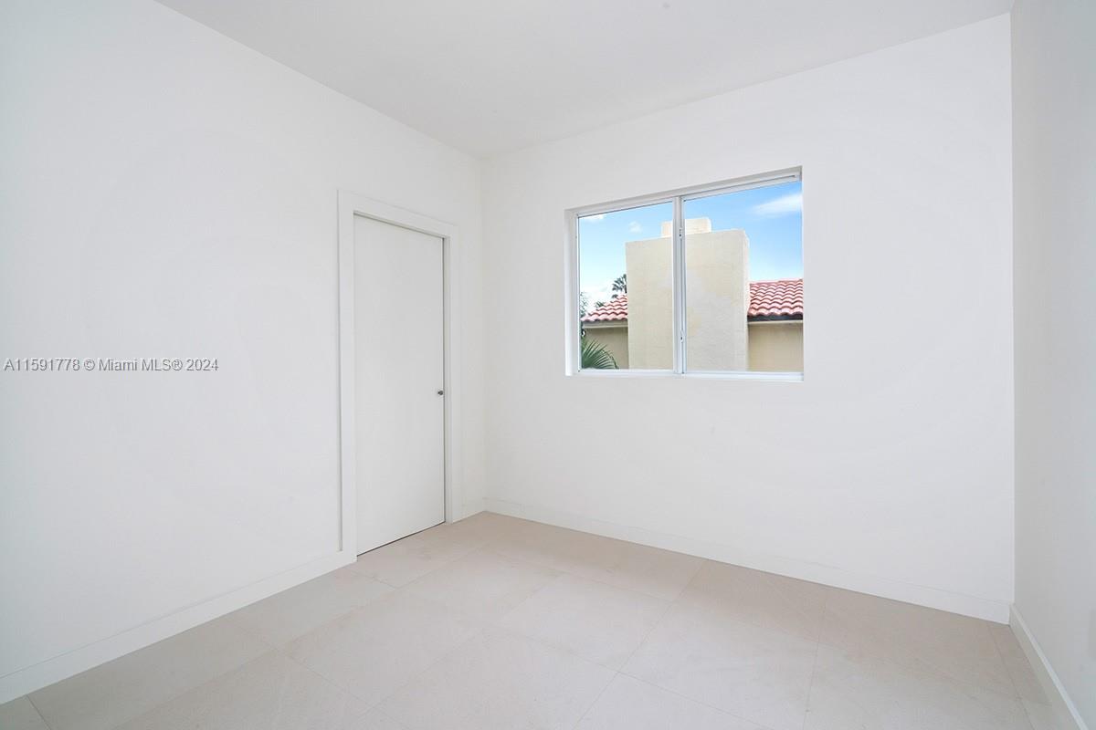 LA GORCE GOLF SUB - Residential