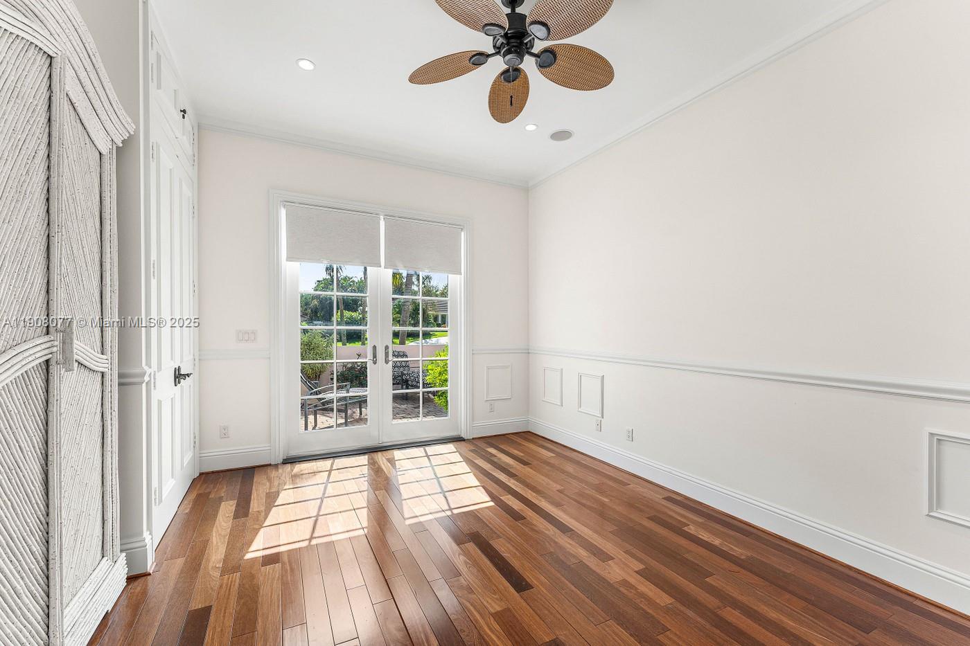 TOMKUS - Residential