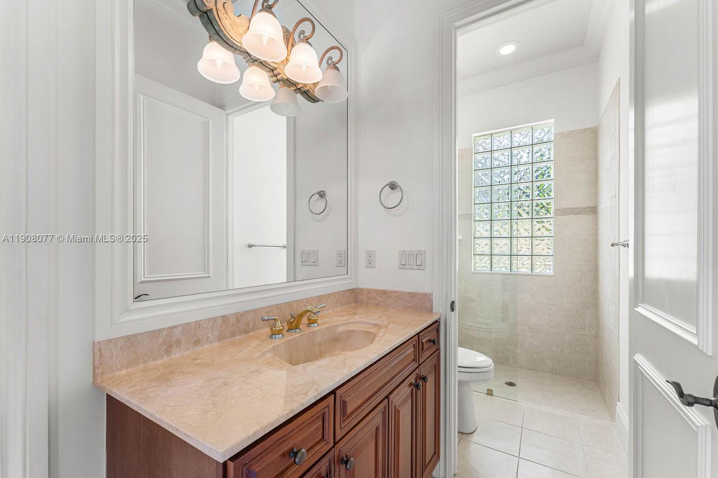 TOMKUS - Residential