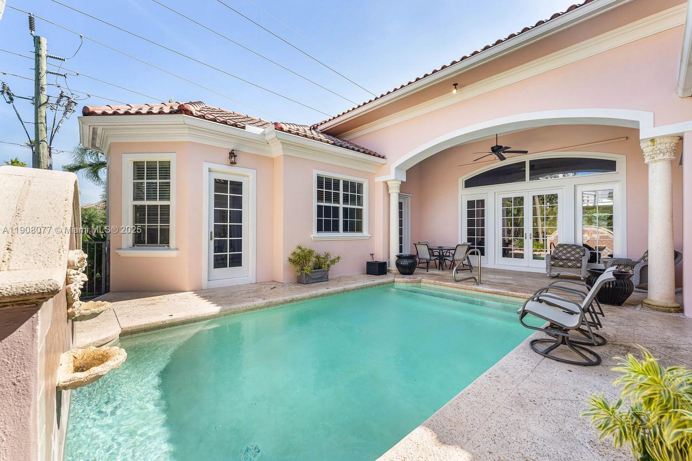 TOMKUS - Residential