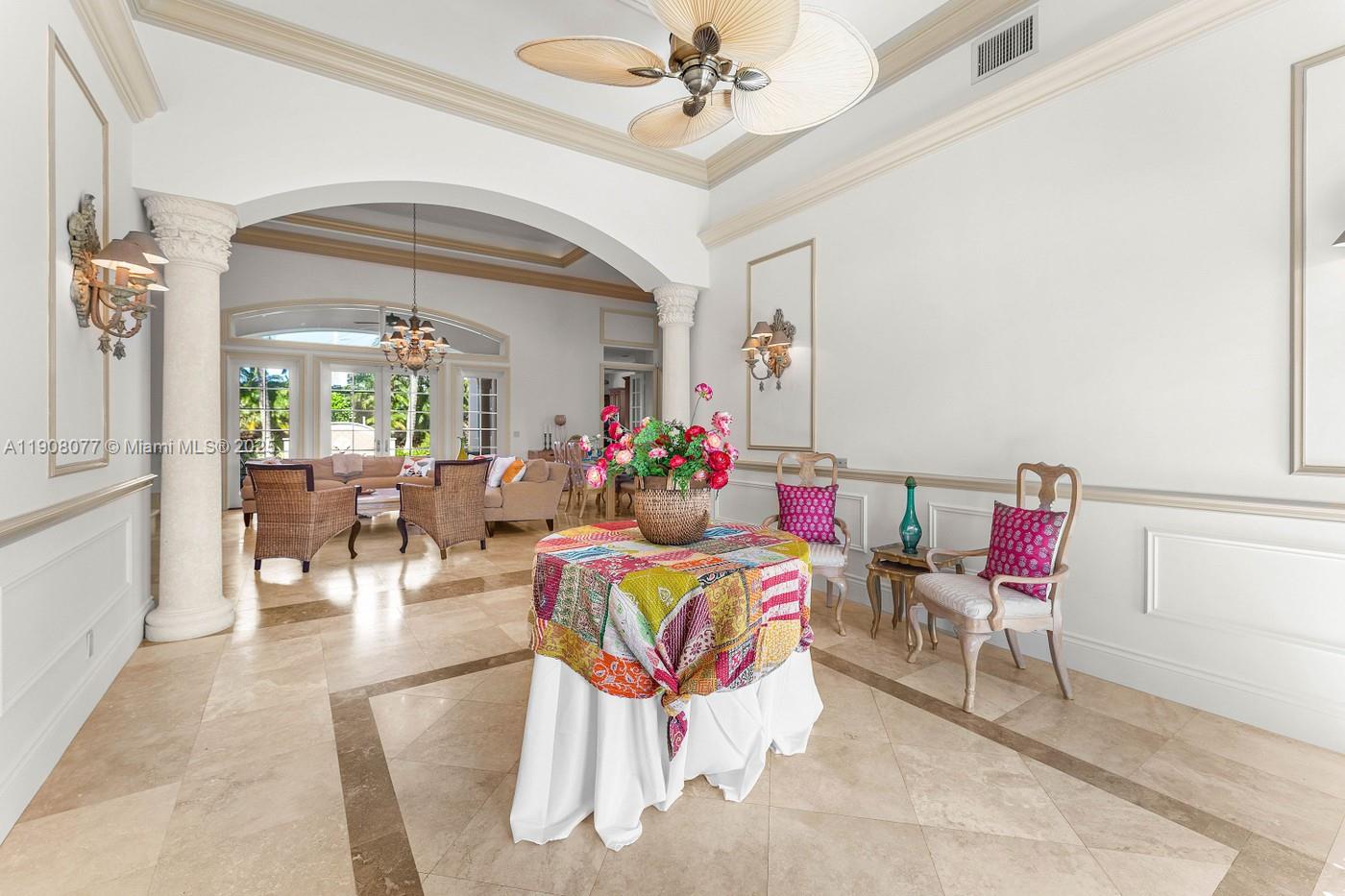 TOMKUS - Residential