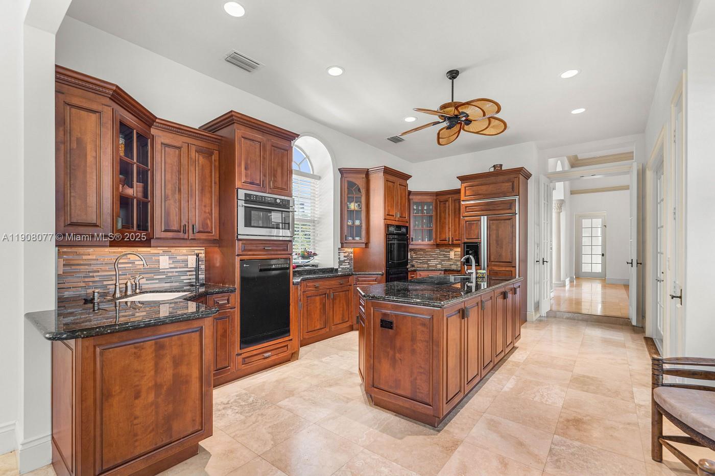 TOMKUS - Residential