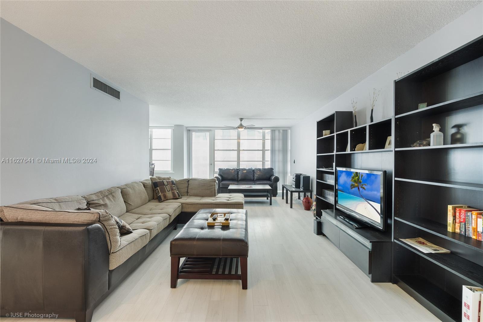View Sunny Isles Beach, FL 33160 condo