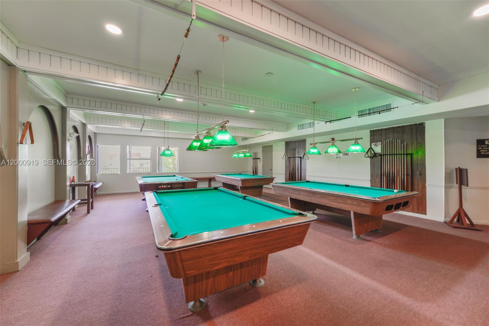 LAUDERDALE OAKS CONDO II - Residential Lease