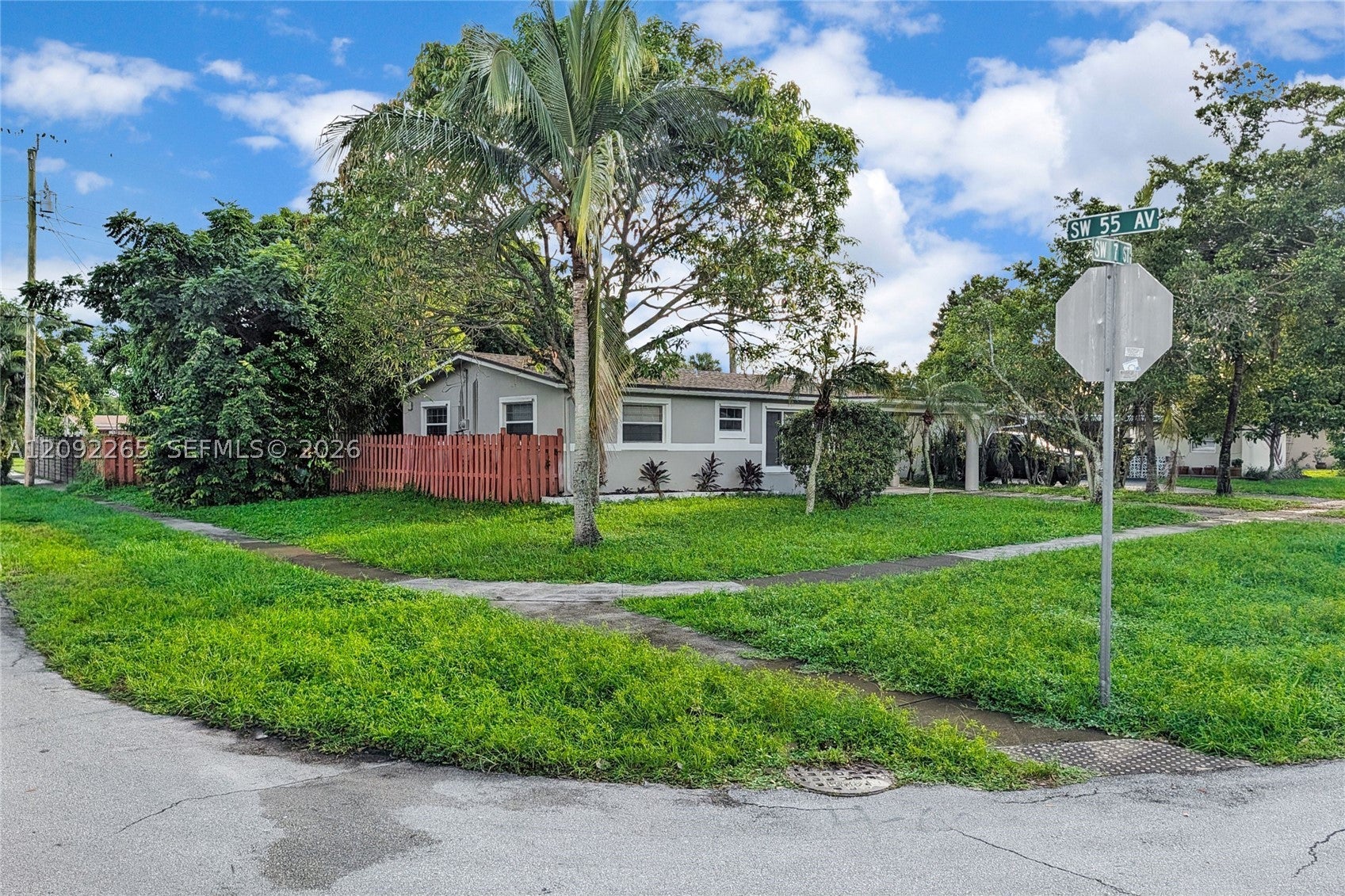 5500 SW 7th St
