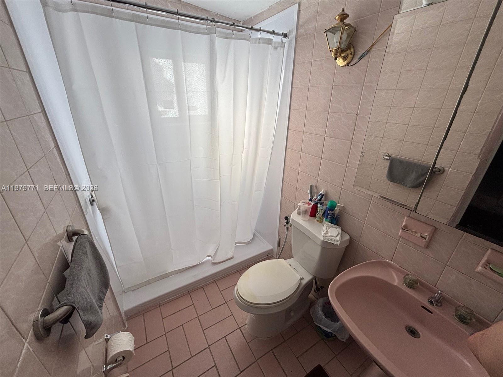 TWELFTH ST MANORS - Residential