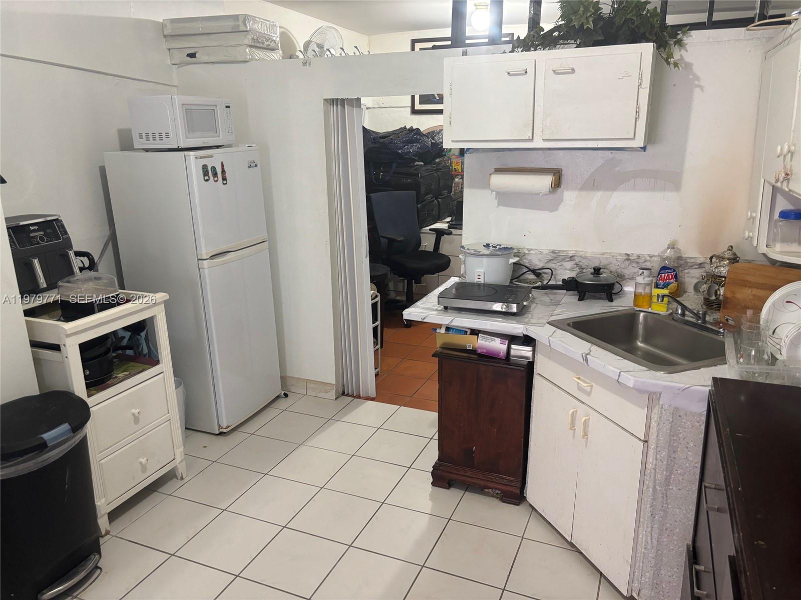 TWELFTH ST MANORS - Residential