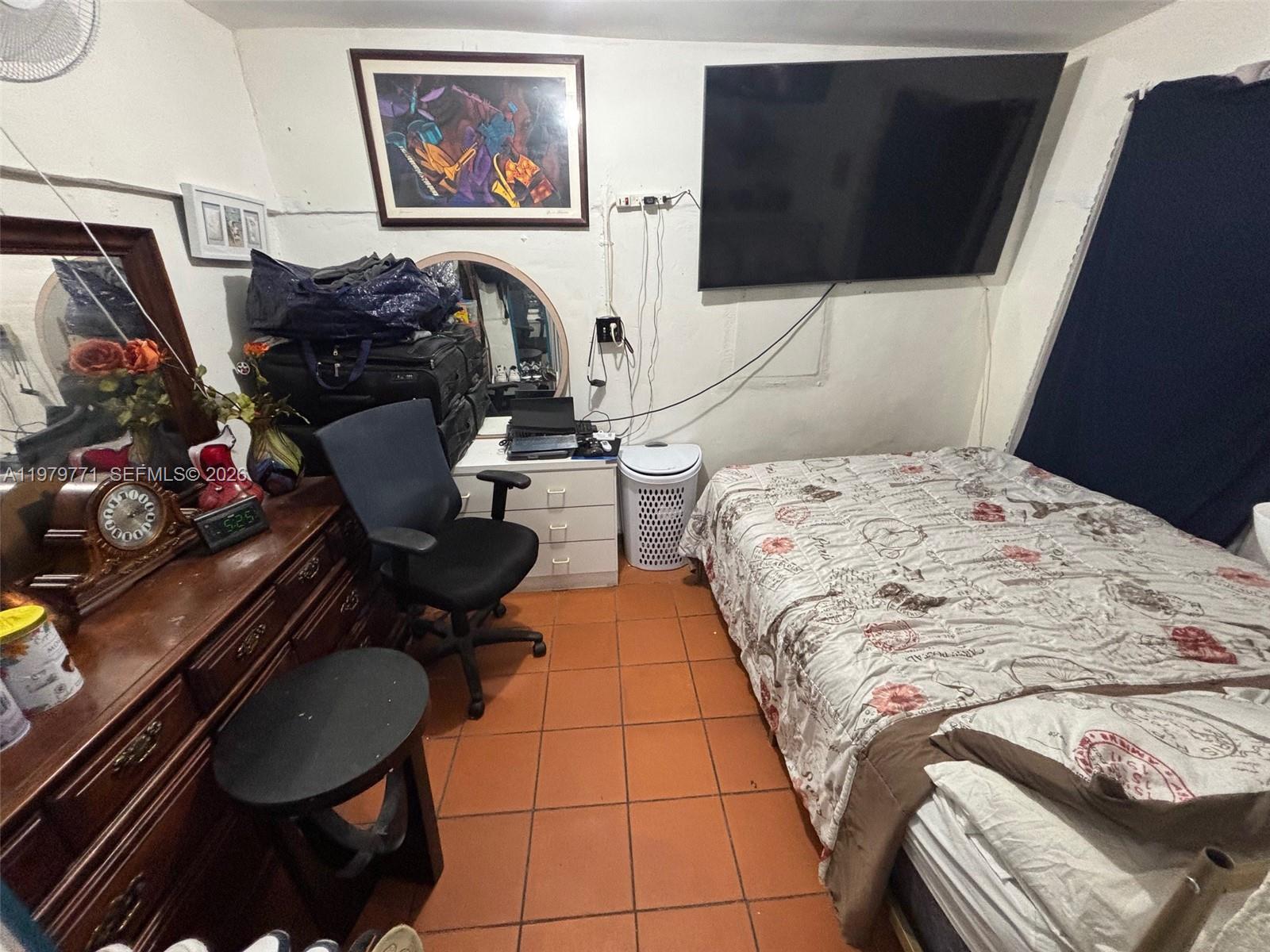 TWELFTH ST MANORS - Residential