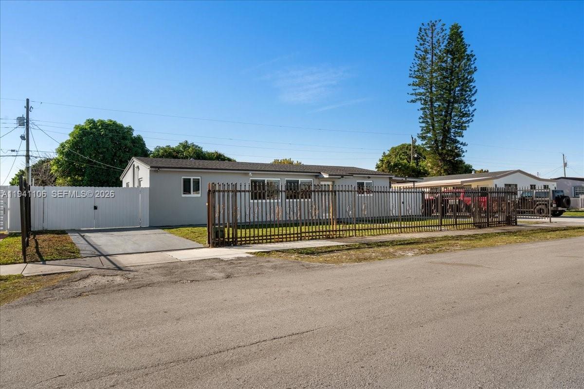 REALSITE ESTS SEC 5 - Residential