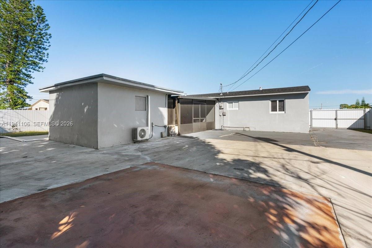 REALSITE ESTS SEC 5 - Residential