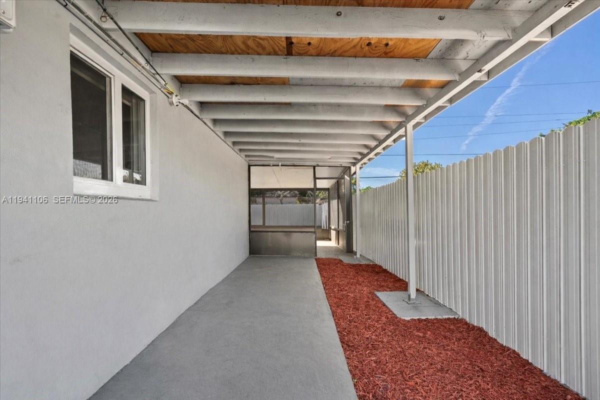 REALSITE ESTS SEC 5 - Residential