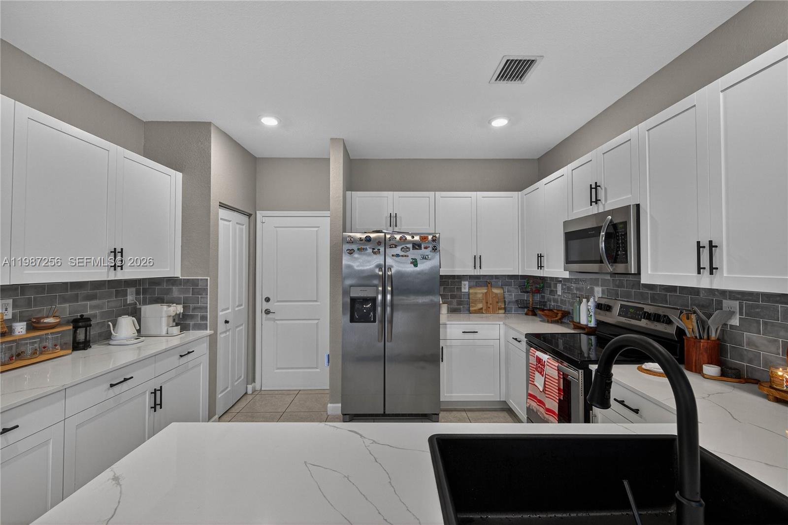 SILVER PALMS NORTH - Residential