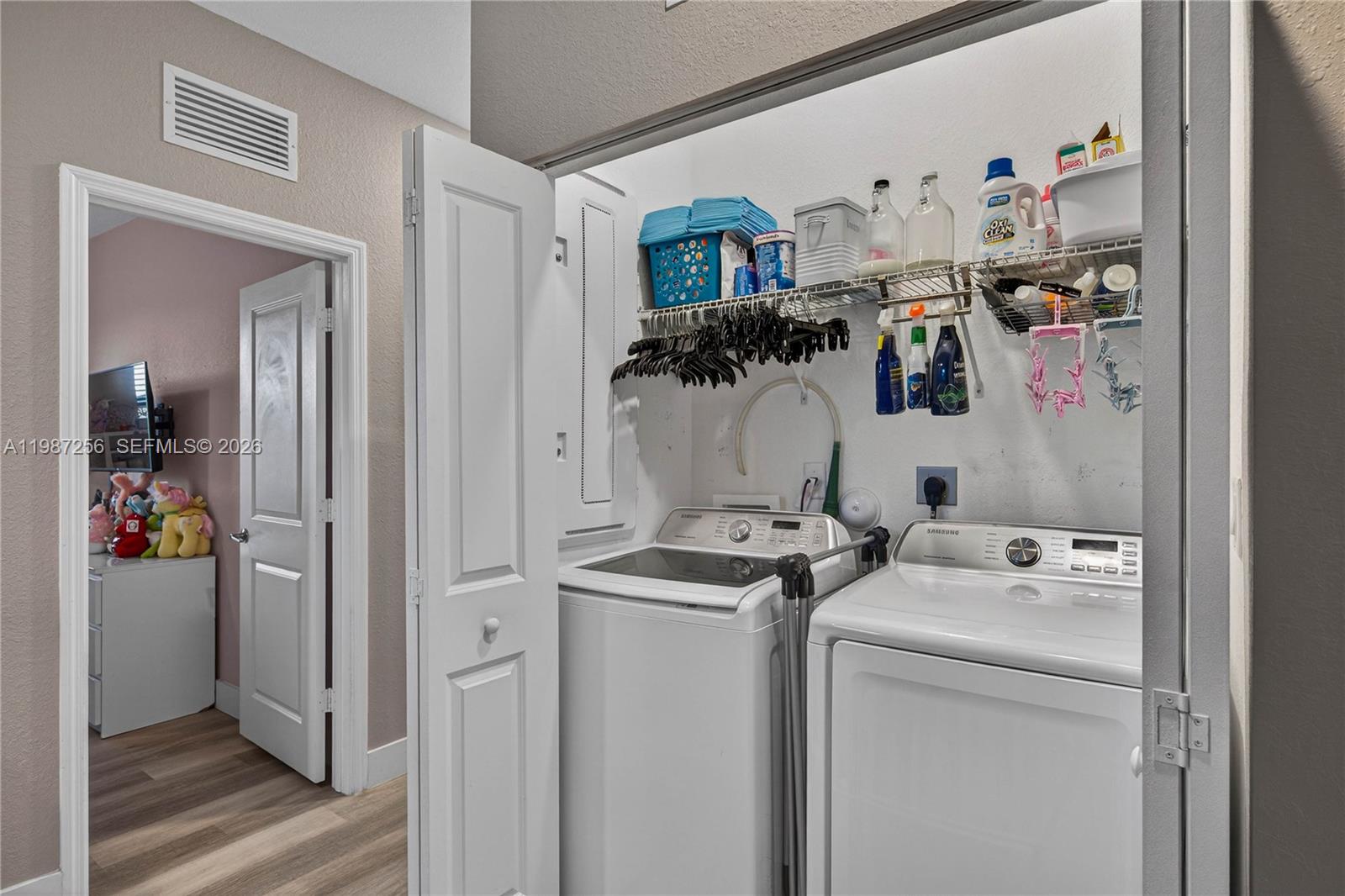 SILVER PALMS NORTH - Residential