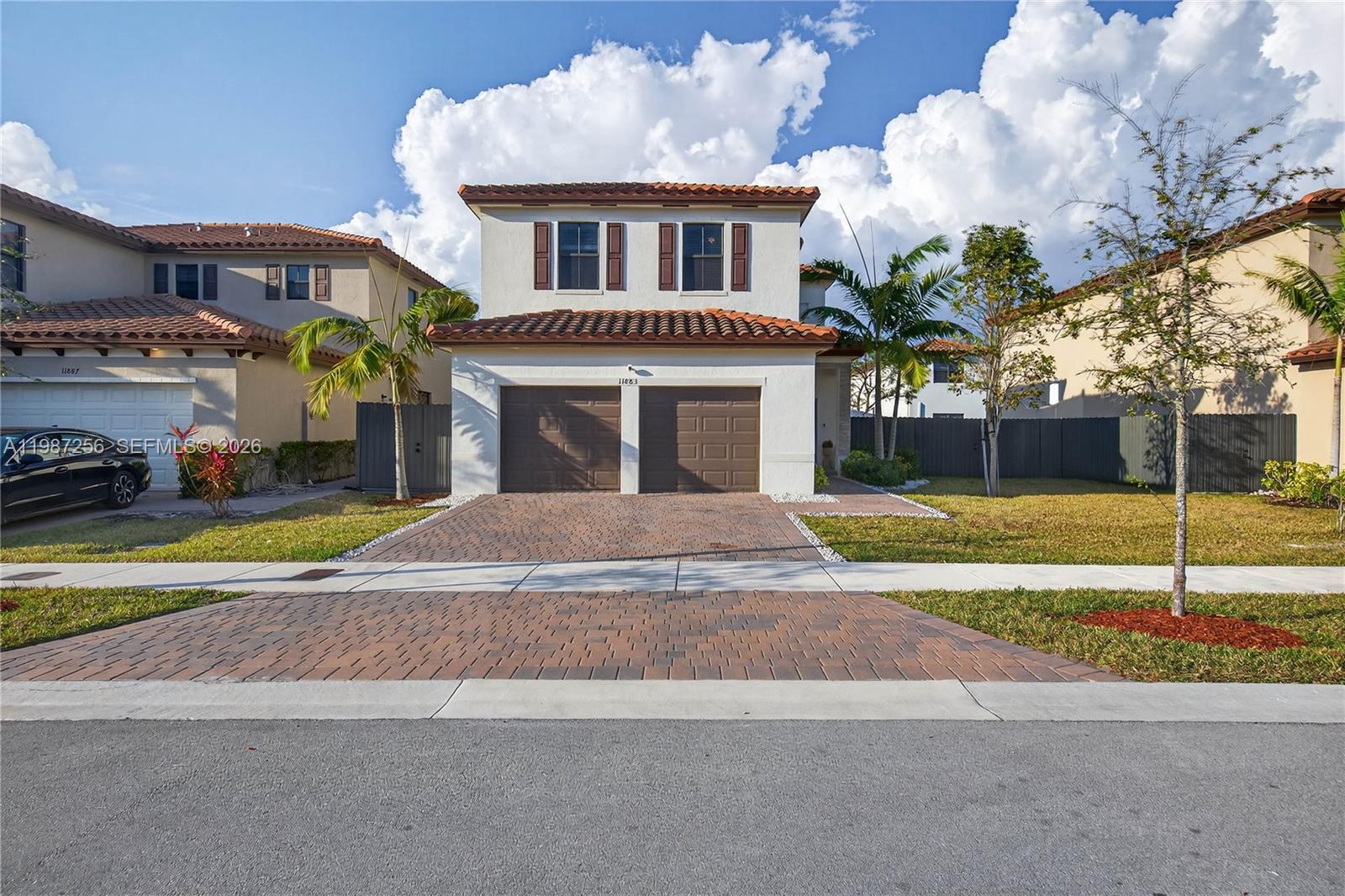 SILVER PALMS NORTH - Residential