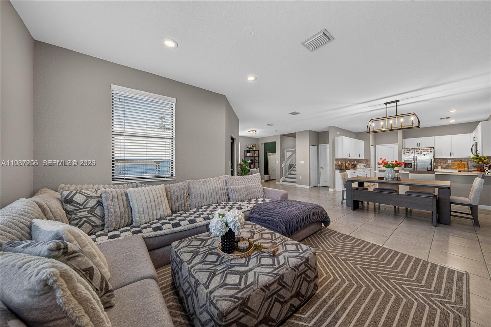 SILVER PALMS NORTH - Residential