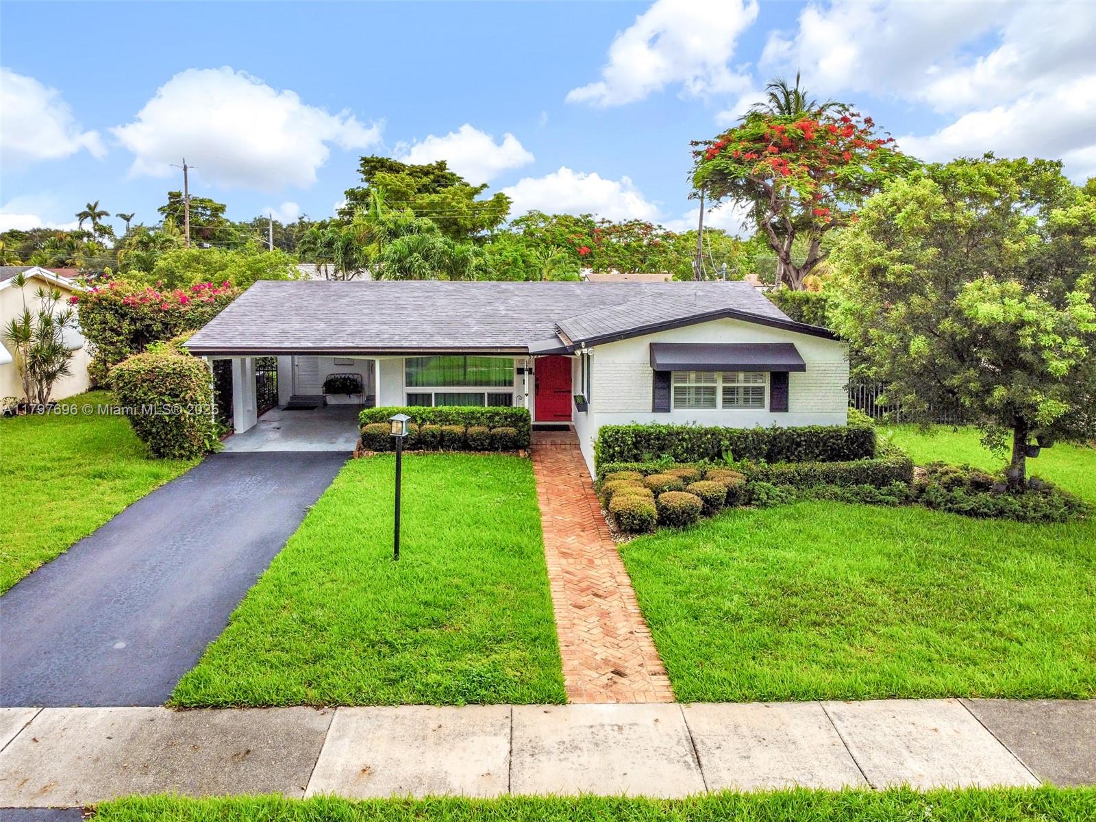 Property for Sale at 3921 Roosevelt St, Hollywood, Broward County, Florida - Bedrooms: 3 
Bathrooms: 2  - $669,000