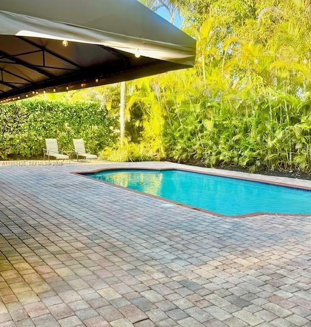 CORAL REEF NURSERIES SEC - Residential