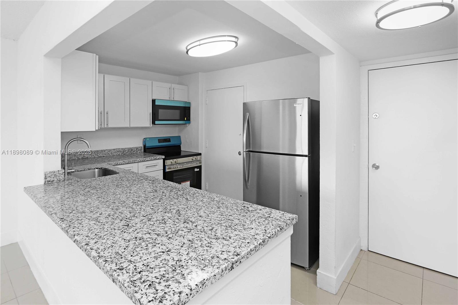 DADELAND PLACE CONDO - Residential Lease