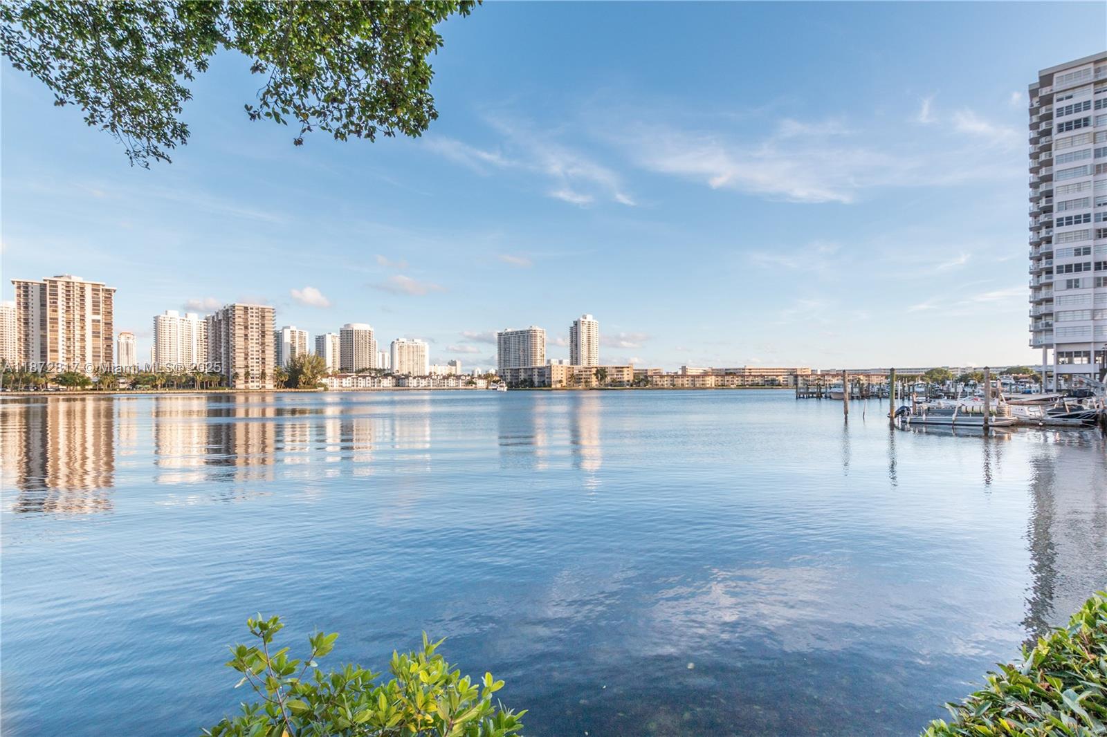 COMMODORE PLAZA CONDO - Residential