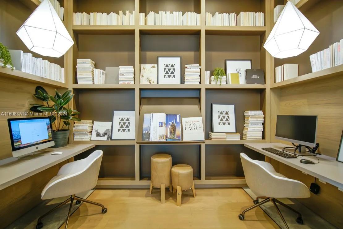 LAUDERDALE FIRST ADD RESU - Residential Lease