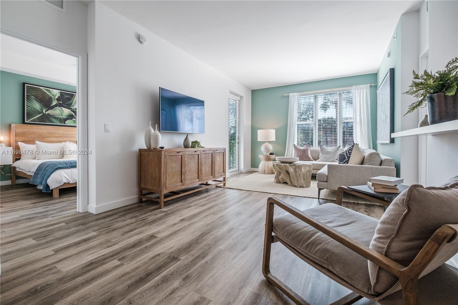 LAUDERDALE FIRST ADD RESU - Residential Lease