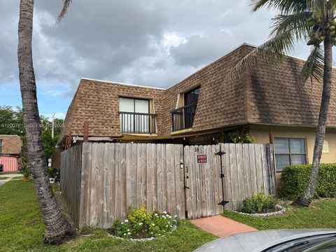 6580 W 24th Ct 19-14 Hialeah FL 33016