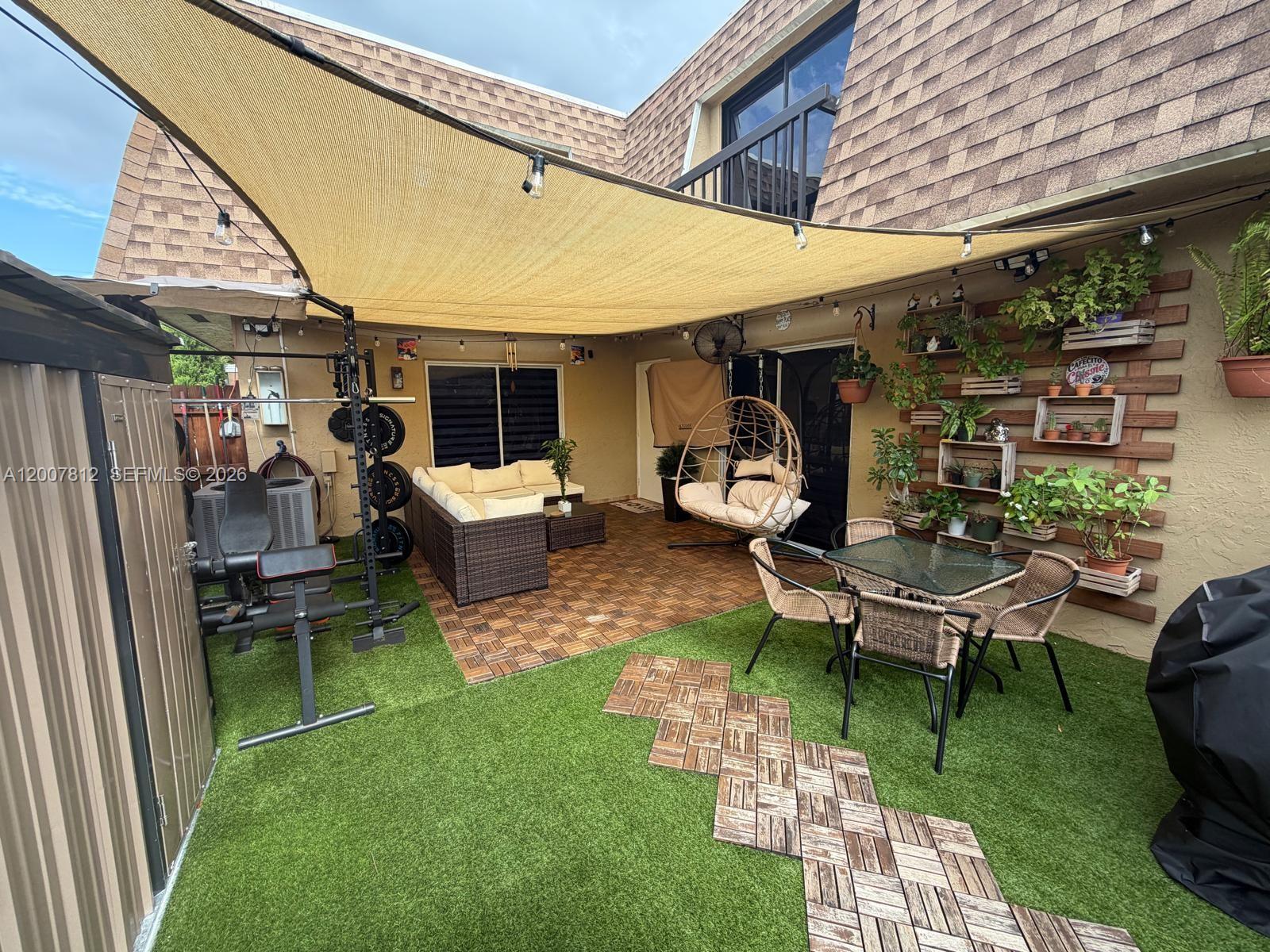 6580 W 24th Ct 19-14