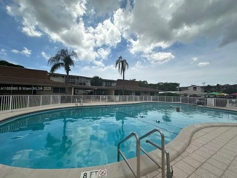 16701 NE 13th Ave 102 Miami FL 33162