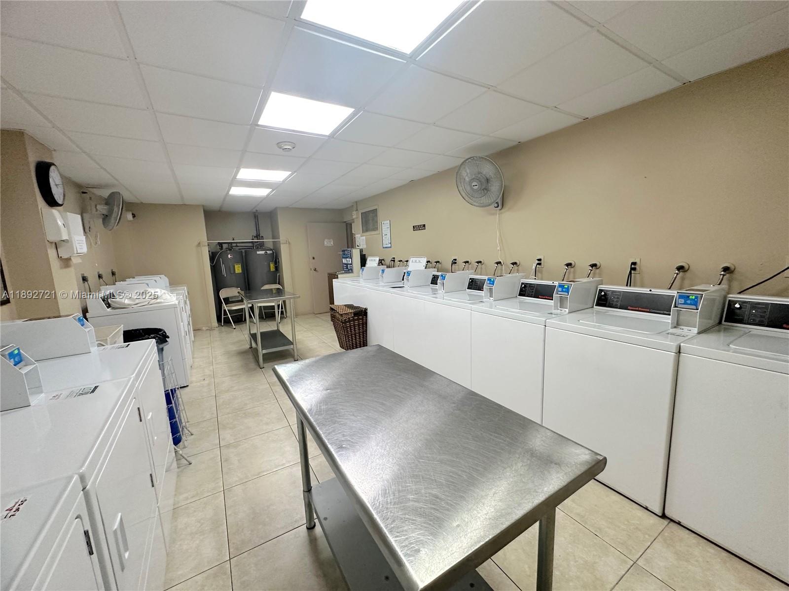 VICTORIA PARK TOWER CONDO - Residential Lease